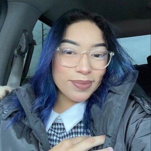 Meet your Posher, Lesly cielo